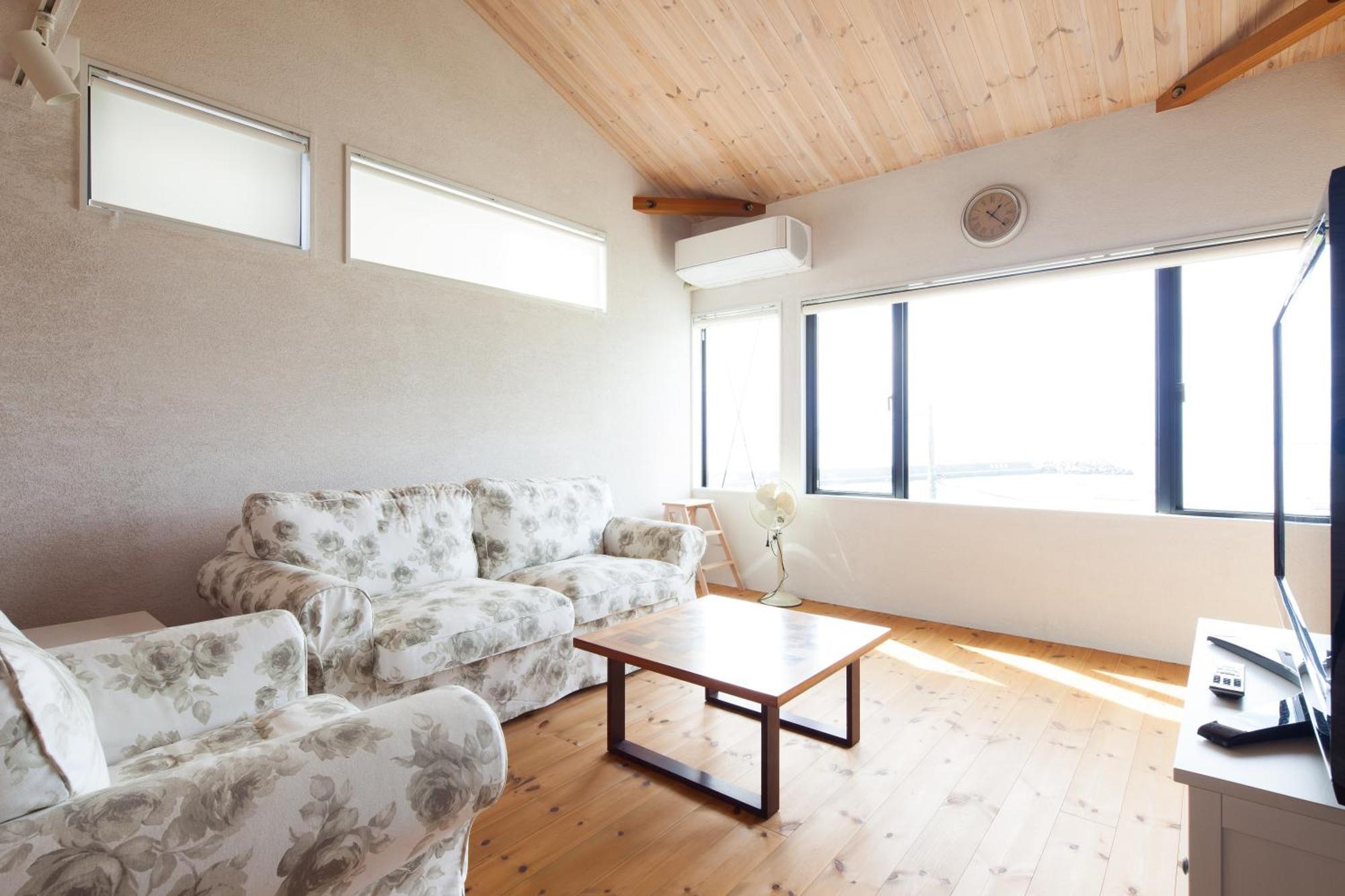 南葉山 - Seaside Cabin In Minami-Хаяма Екстер'єр фото